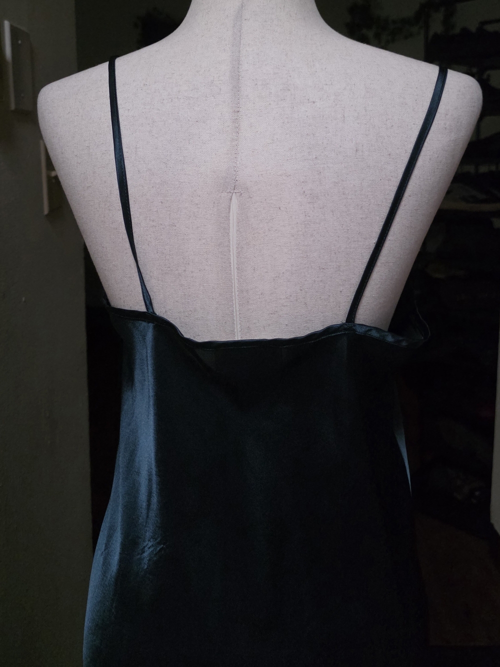 Vintage Inner Most Emerald Green Satin Embroidered Trim Strappy Slip - Picture 8 of 9